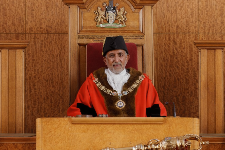 Mayor Hussain 