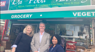 Cllr Twomey outside greengrocers