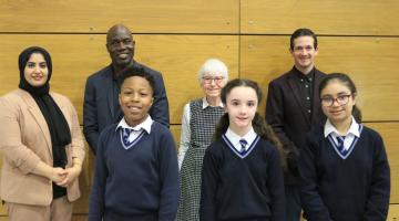 Martin Offiah MBE, Councillor Ashraf, Councillor Carpenter, Councillor Achilleos and young people from Goresbrook School at Youth Climate Summit